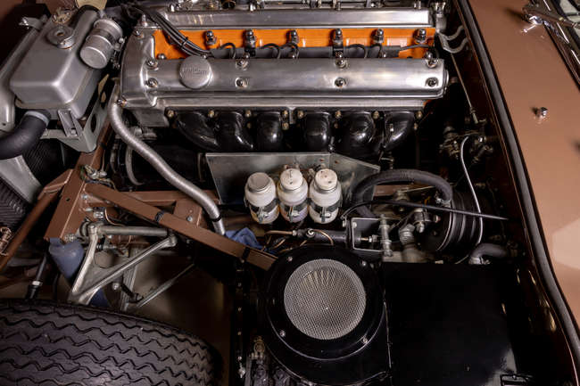 1961 Jaguar E-Type 3.8 'External Bonnet Lock' Roadster - LHD-Auction Lot