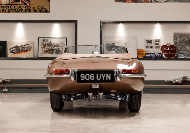 1961 Jaguar E-Type 3.8 'External Bonnet Lock' Roadster - LHD-Auction Lot