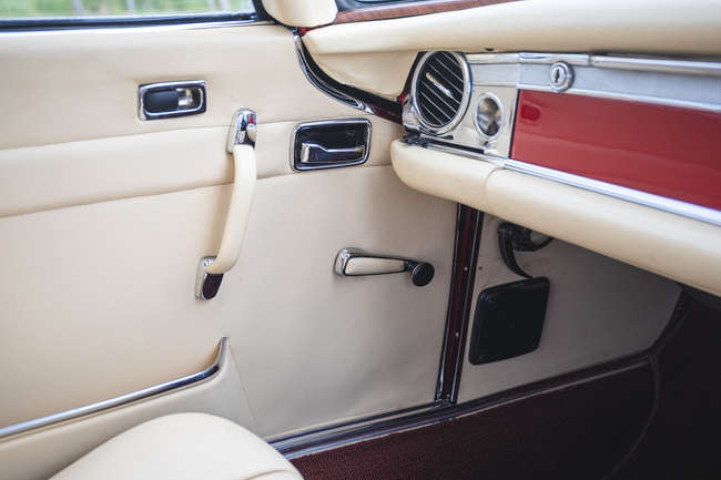 1969 Mercedes-Benz 280SL (W113)-Sold