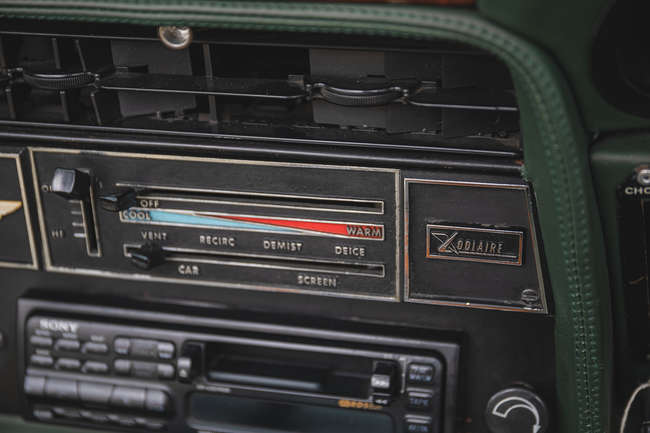 1979 Aston Martin V8 Volante-Auction Lot