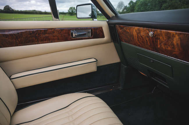 1979 Aston Martin V8 Volante-Auction Lot