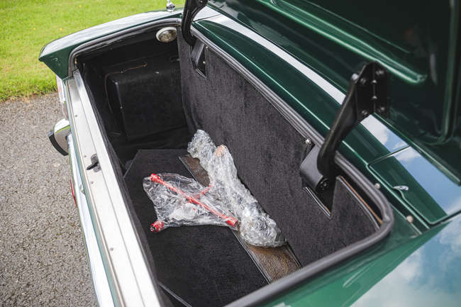 1979 Aston Martin V8 Volante-Auction Lot