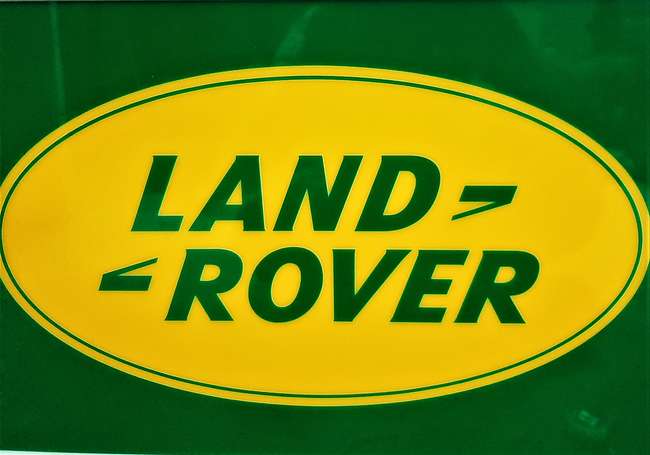 Land Rover Illuminated Dealership Sign -Sold