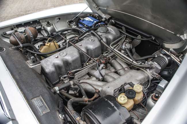 1968 Mercedes-Benz 280SL 'Pagoda' 2+2 (W113) -Sold
