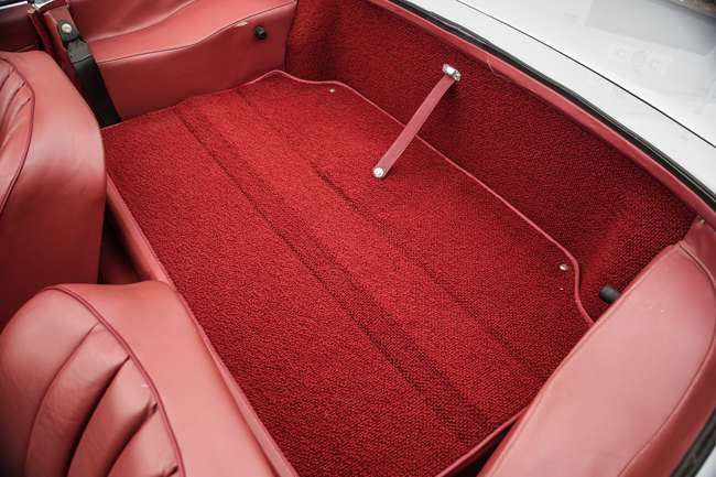 1968 Mercedes-Benz 280SL 'Pagoda' 2+2 (W113) -Sold