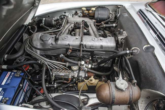 1968 Mercedes-Benz 280SL 'Pagoda' 2+2 (W113) -Sold