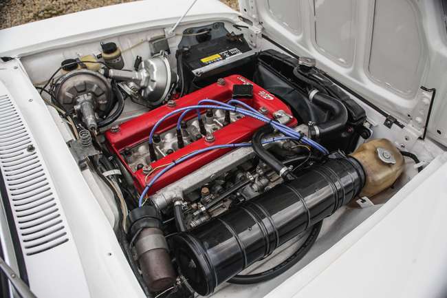 1971 Alfa Romeo 1750 GTV Series 2 (105)-Sold