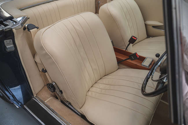 1968 Mercedes-Benz 280SL Pagoda (W113)-Sold