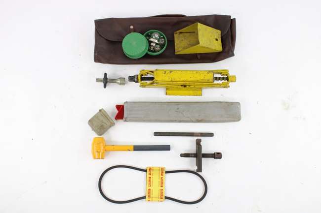 1966-71 Ferrari 330 365 GT GTC GTS “Queen Mary” Tool Kit-Auction Lot