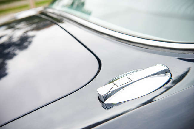 1974 Jaguar XJ12L (LWB) 5.3 Series 2-Sold