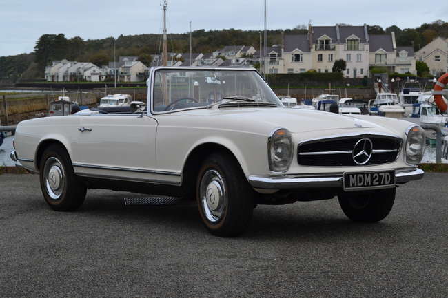 1966 Mercedes-Benz 230 SL Pagoda-Auction Lot