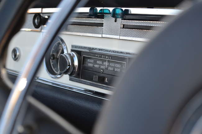 1966 Mercedes-Benz 230 SL Pagoda-Auction Lot