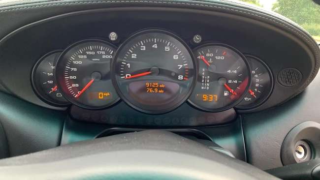 2002 Porsche 911 (996) Carrera 2-Sold