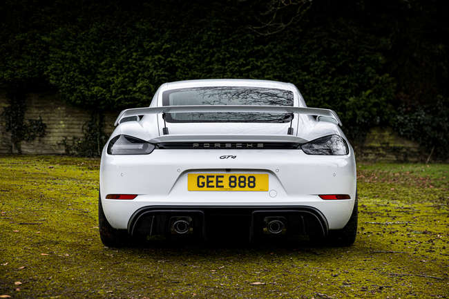2020 Porsche Cayman GT4 '718' 114 miles-Auction Lot