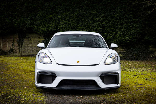 2020 Porsche Cayman GT4 '718' 114 miles-Auction Lot