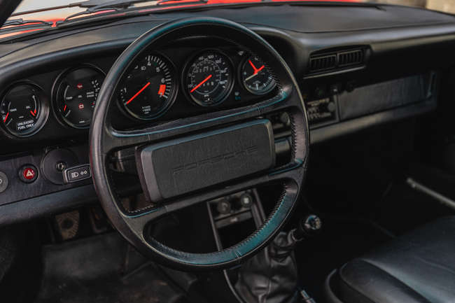 1985 Porsche 911 3.2 Carrera Targa-Sold