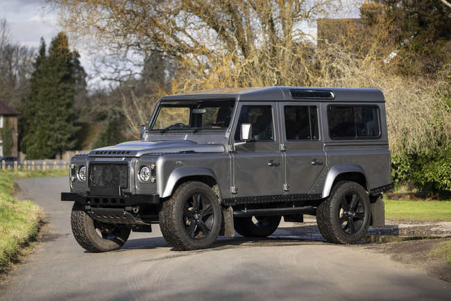 2010 Land Rover Defender 110 XS 3.2-Auction Lot