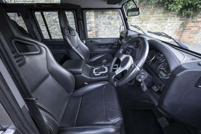 2010 Land Rover Defender 110 XS 3.2-Auction Lot
