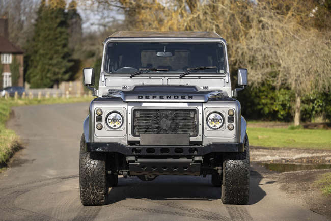 2010 Land Rover Defender 110 XS 3.2-Auction Lot