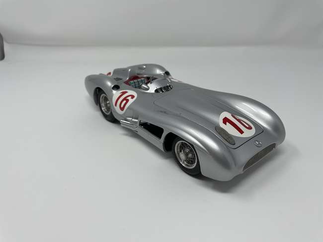 Mercedes-Benz W196R CMC 1/18th Scale Model-Sold