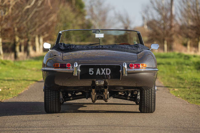1962 Jaguar E-Type Series I Roadster 4.2-Litre Eagle-Auction Lot