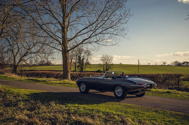 1962 Jaguar E-Type Series I Roadster 4.2-Litre Eagle-Auction Lot