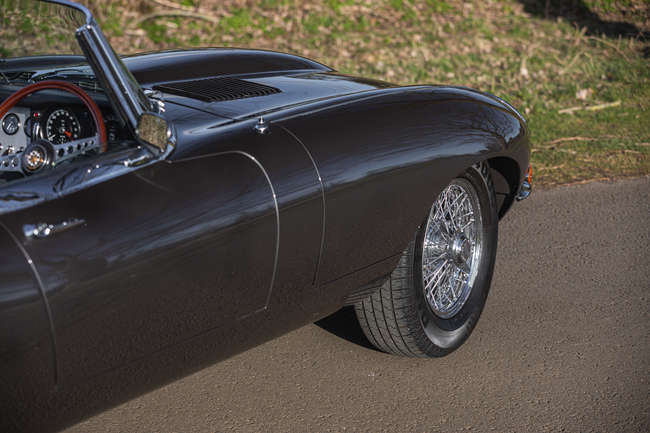 1962 Jaguar E-Type Series I Roadster 4.2-Litre Eagle-Auction Lot