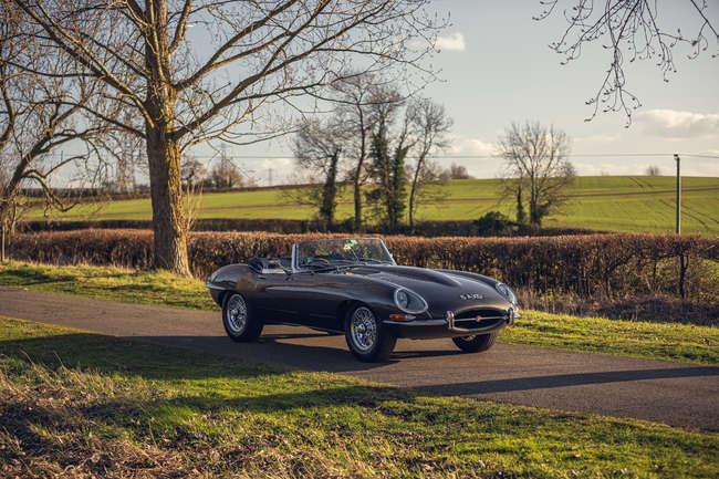 1962 Jaguar E-Type Series I Roadster 4.2-Litre Eagle-Auction Lot