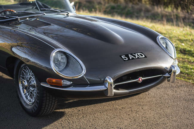 1962 Jaguar E-Type Series I Roadster 4.2-Litre Eagle-Auction Lot