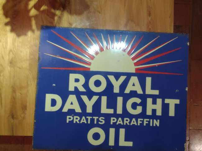 Pratts 'Royal Daylight Paraffin Oil' Enamelled Sign-Sold