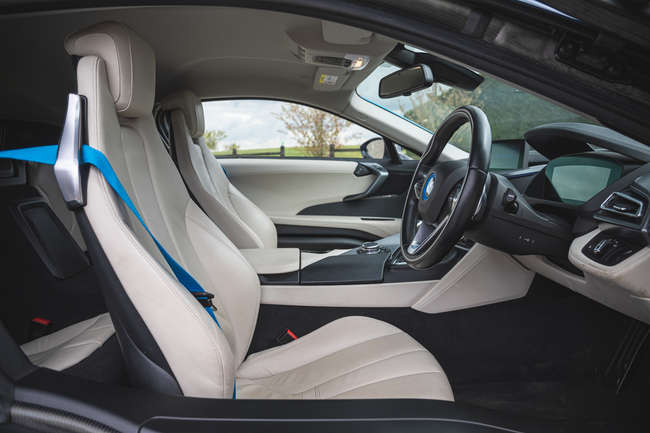 2015 BMW i8-Auction Lot