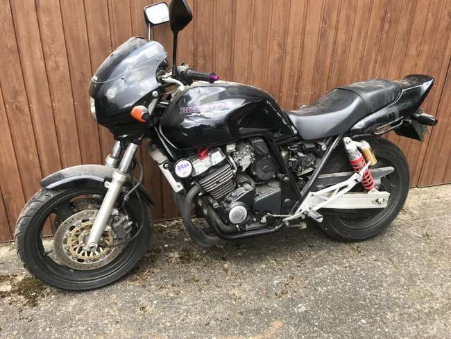 Iconic Auctioneers | 1995 Honda CB400SF-R Super Four 399cc-Sold