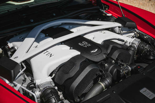 2014 Aston Martin Vanquish V12 Volante-Auction Lot