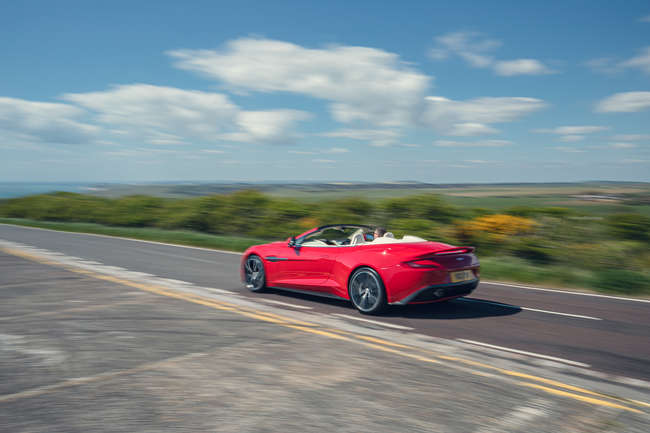 2014 Aston Martin Vanquish V12 Volante-Auction Lot
