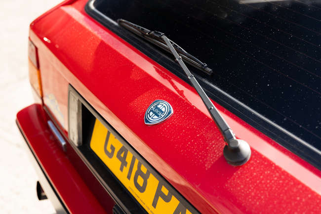 1990 Lancia Delta HF Integrale 16v-Sold