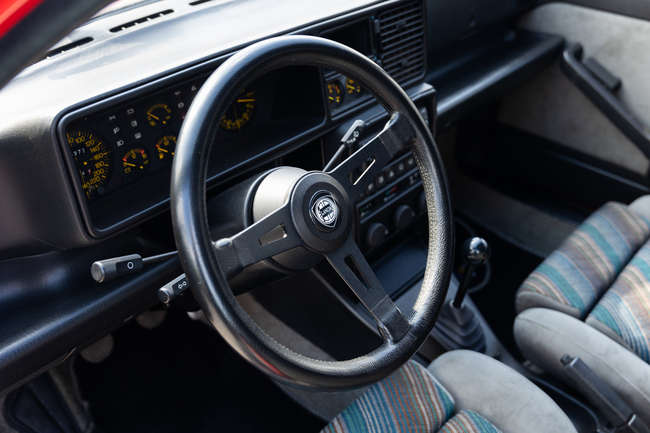 1990 Lancia Delta HF Integrale 16v-Sold