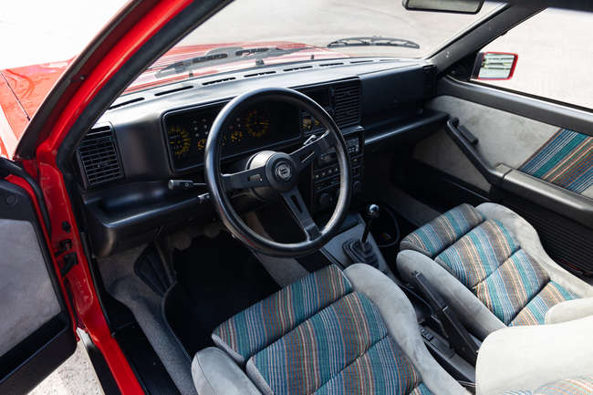 1990 Lancia Delta HF Integrale 16v-Sold