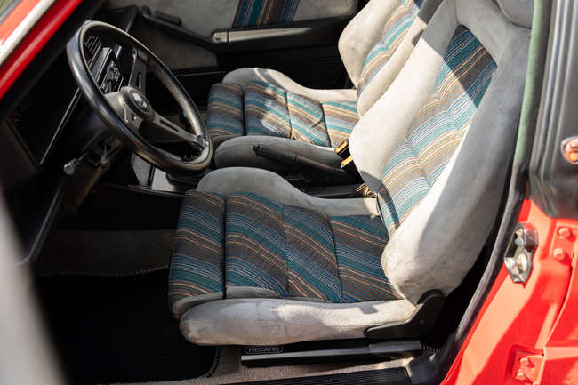 1990 Lancia Delta HF Integrale 16v-Sold