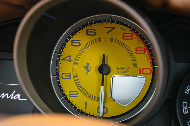 2011 Ferrari California 4.3 F1 DCT-Sold