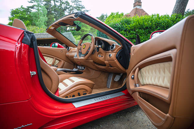 2011 Ferrari California 4.3 F1 DCT-Sold
