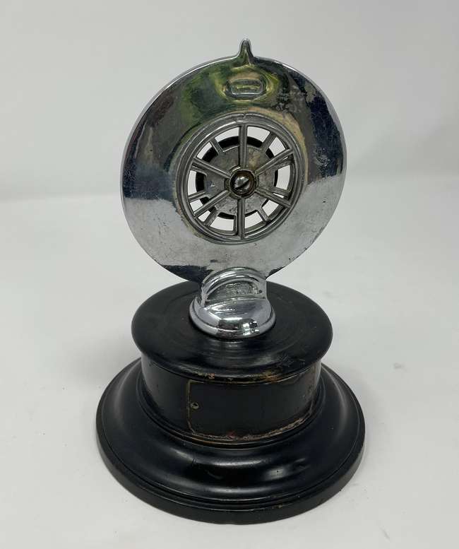 Royal Automobile Club Civil Service Badge-Auction Lot