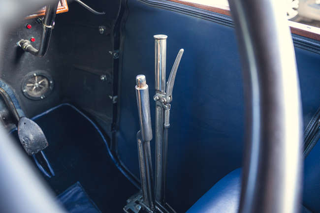 1913 Wolseley M6 24/30hp Torpedo Phaeton-Auction Lot