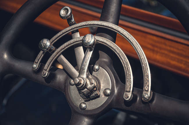 1913 Wolseley M6 24/30hp Torpedo Phaeton-Auction Lot