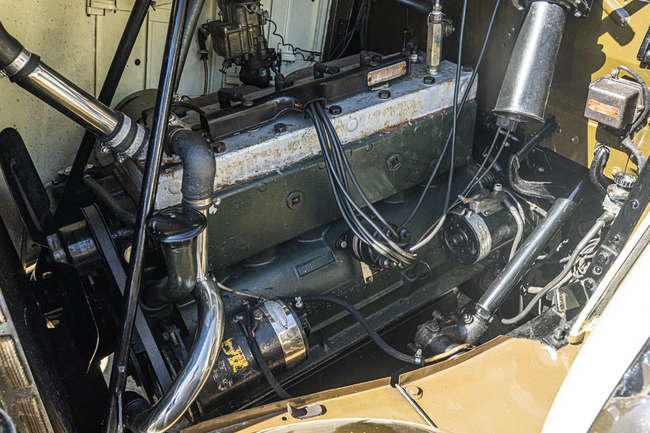 1933 Hupmobile K-321 Cabriolet-Sold