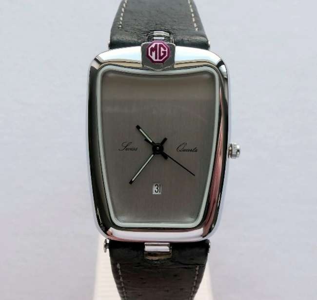 A Very Rare MG Grille-Head Watch-Auction Lot