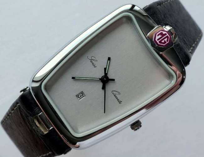 A Very Rare MG Grille-Head Watch-Auction Lot