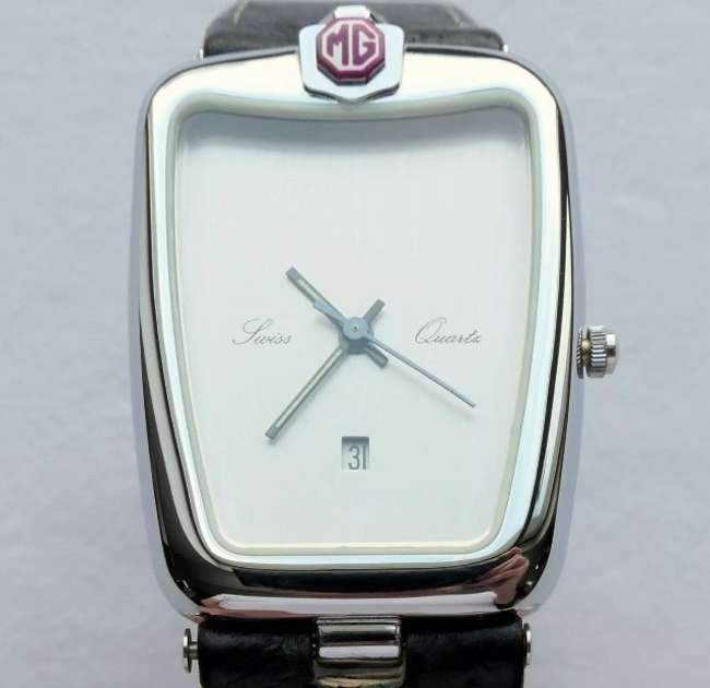 A Very Rare MG Grille-Head Watch-Auction Lot