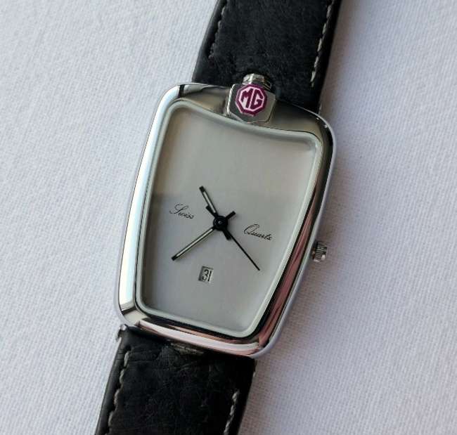 A Very Rare MG Grille-Head Watch-Auction Lot