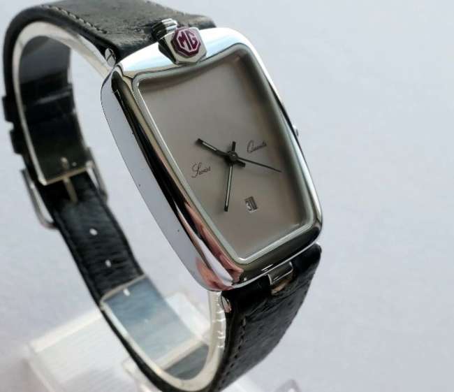 A Very Rare MG Grille-Head Watch-Auction Lot