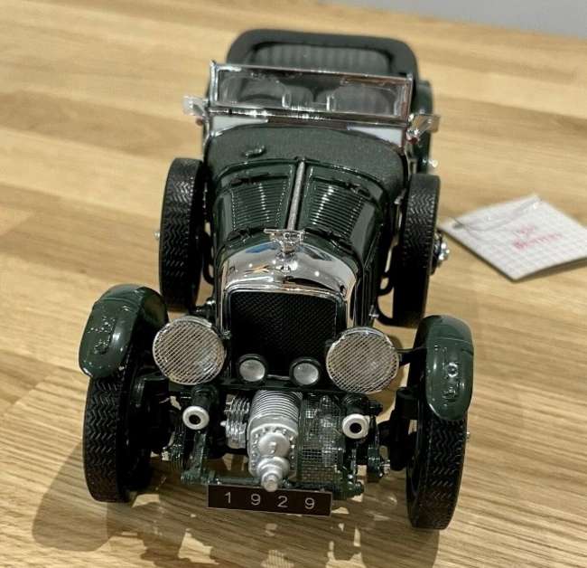 A 1:24 Scale Model 1929 Bentley 4.5-Litre Blower. -Auction Lot